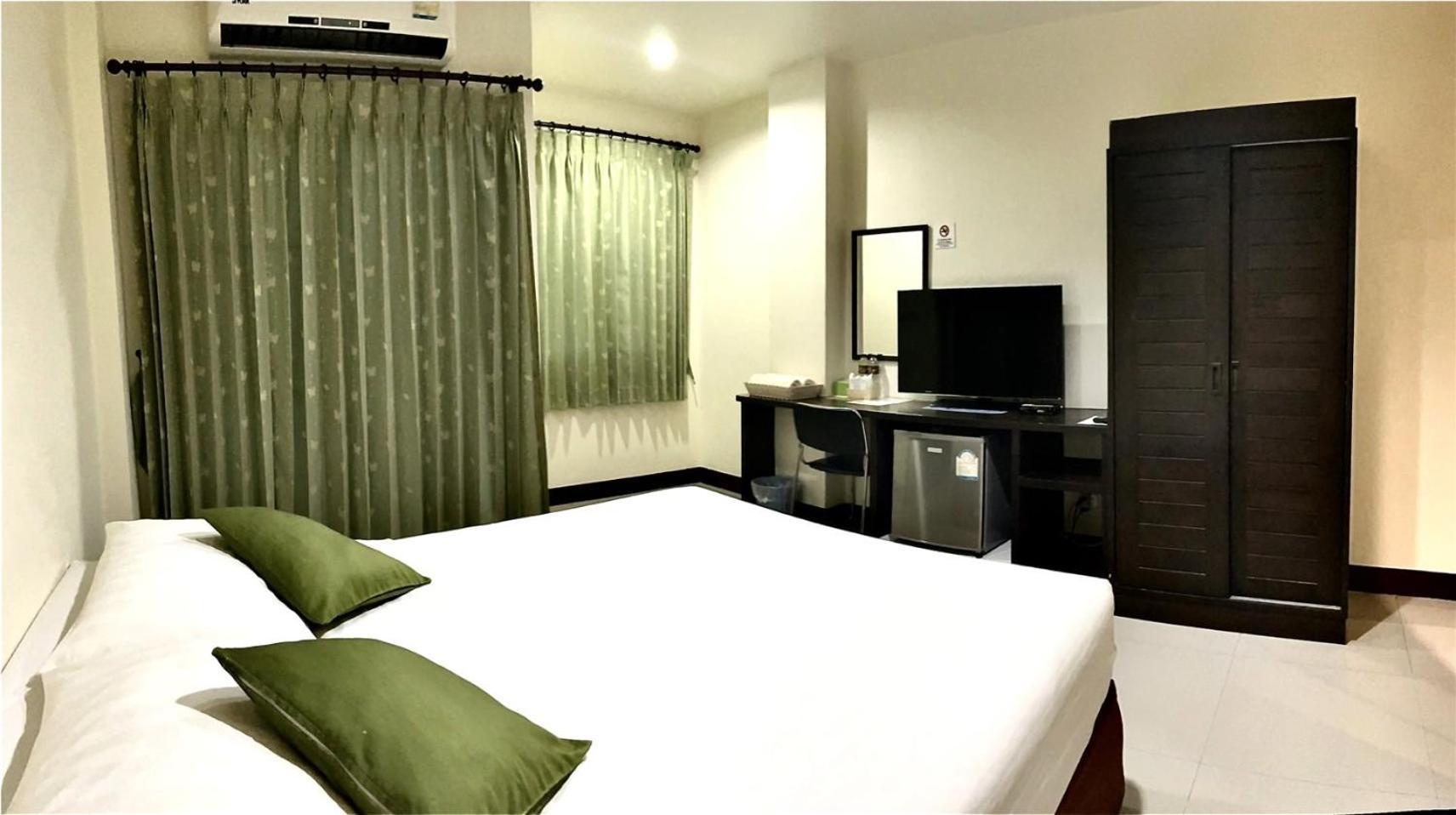 T.P. Place Hotel Phang Nga Exterior photo
